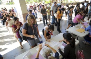 Hawaii Vote School Furloughs